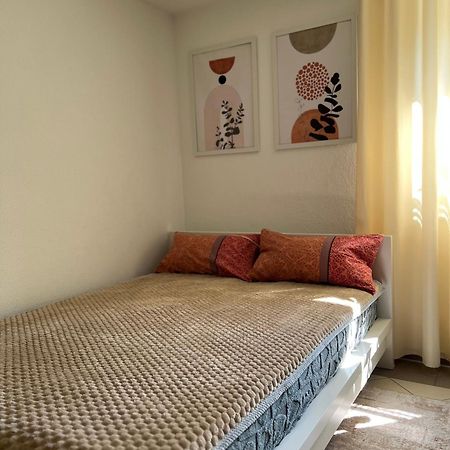 Einzimmer Apartment Niefern-Oeschelbronn Bagian luar foto