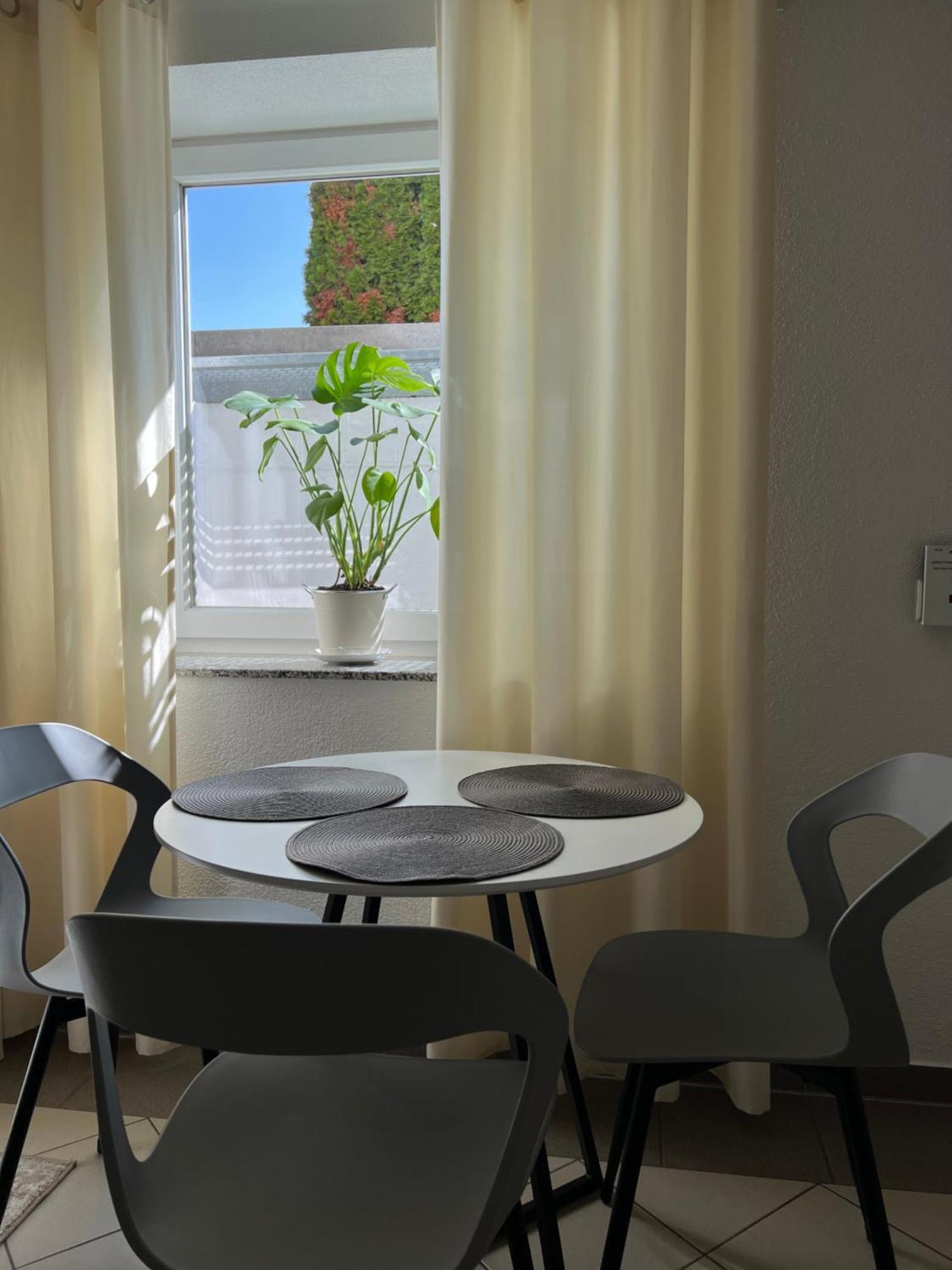 Einzimmer Apartment Niefern-Oeschelbronn Bagian luar foto
